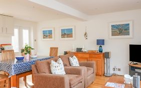 3 Bonaventure Close